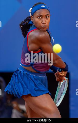 Parigi, Francia. 28 luglio 2024. PARIGI, FRANCIA - LUGLIO 28: Cori Coco Gauff della squadra USA gareggia nelle Women's Singles durante la seconda giornata del Tennis - Giochi Olimpici Parigi 2024 al Roland Garros il 28 luglio 2024 a Parigi, Francia. (Foto di Joris Verwijst/Agenzia BSR) credito: Agenzia BSR/Alamy Live News Foto Stock