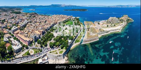 Corfù, 10 giugno 2024: Isole Ionie della Grecia Corfù. Vista panoramica della città di corfù Foto Stock