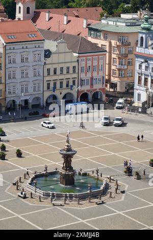 Vista aerea della fontana di Sansone a Ceske Budejovice, città nella regione della Moravia meridionale della Repubblica Ceca il 27 luglio 2024 Foto Stock