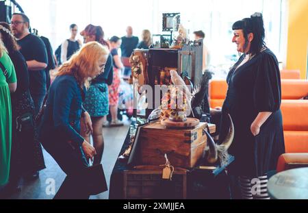 The Summer Goth Market, Stockport, 28 luglio 2024 Foto Stock