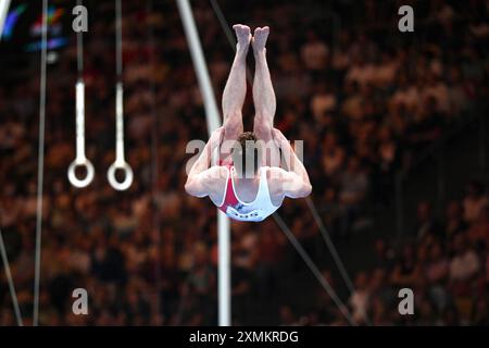 Moreno Kratter (Svizzera), piano. Campionati europei di Monaco 2022: Ginnastica artistica Foto Stock