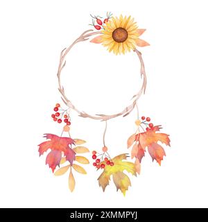Cornice in legno con frutti di bosco e foglie d'acero, fiore di girasole, rosa hip. Illustrazione acquerello botanico. Disegno isolato disegnato a mano. Autunno Foto Stock