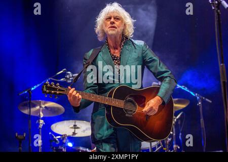Fredrikstad, Norvegia. 26 luglio 2024. Il cantante, cantautore e musicista irlandese Bob Geldof esegue un concerto dal vivo durante il festival norvegese Maanefestivalen 2024 a Fredrikstad. Foto Stock