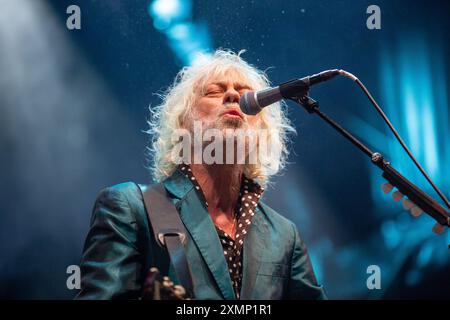 Fredrikstad, Norvegia. 26 luglio 2024. Il cantante, cantautore e musicista irlandese Bob Geldof esegue un concerto dal vivo durante il festival norvegese Maanefestivalen 2024 a Fredrikstad. Foto Stock