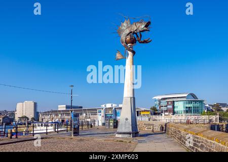 Il Leviathan (Barbican Prawn) al porto di Plymouth, Devon, Regno Unito Foto Stock