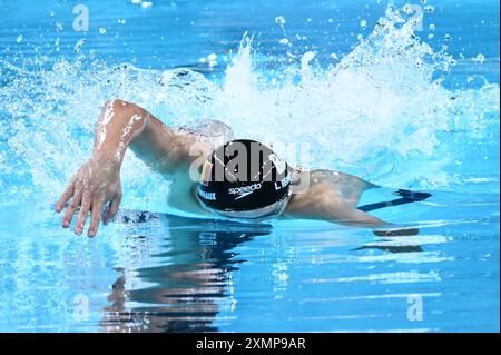Parigi, fra. 29 luglio 2024. Lucas Henveaux del Belgio gareggia nel Men's Heat 2 presso la Defense Arena Olympic Swimming Venue durante i Giochi Olimpici estivi del 2024 a Parigi, Francia, il 29 luglio 2024. (Foto di Anthony Behar/Sipa USA) credito: SIPA USA/Alamy Live News Foto Stock