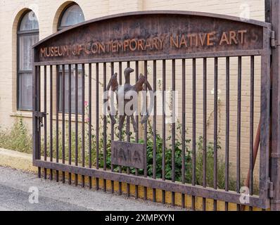 Santa Fe, NEW MEXICO - 23 settembre 2021: Il IAIA Museum of Contemporary Native Arts contiene la più grande collezione di arte nativa contemporanea al mondo Foto Stock