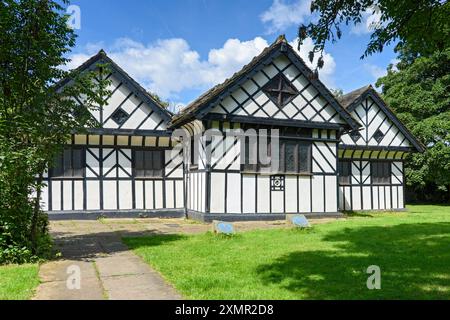 La Chiesa di San Lorenzo, Denton, Tameside, Greater Manchester, Inghilterra, si ritiene che il Regno Unito risalga al 1531/32. Foto Stock