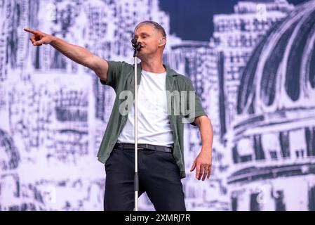 Keane si esibisce il terzo giorno al Latitude Festival 2024. Henham Park, Southwold, Suffolk, Regno Unito. 28 luglio 2024. Crediti: Gary Stafford/Alamy Live News Foto Stock