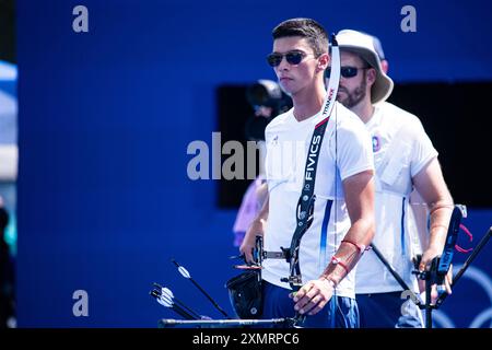 Parigi, Francia. 29 luglio 2024. Thomas Chirault (fra), Archery, Men&#39;S Team durante i Giochi Olimpici di Parigi 2024 il 29 luglio 2024 a Invalides a Parigi, Francia Credit: Independent Photo Agency/Alamy Live News Foto Stock