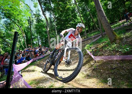 Elancourt, Francia. 29 luglio 2024. Nino Schurter ( sui ), Ciclismo Mountain Bike, Cross-country maschile durante i Giochi Olimpici di Parigi 2024 il 29 luglio 2024 a Elancourt Hill a Elancourt, Francia - foto Federico Pestellini/Panoramic/DPPI Media Credit: DPPI Media/Alamy Live News Foto Stock