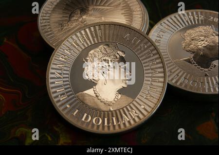 Monete da investimento in argento puro. Australia 1 dollaro 1 oz. Foto Stock