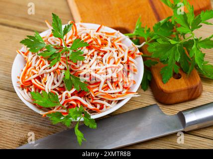 Surimi freschi grattugiati Foto Stock