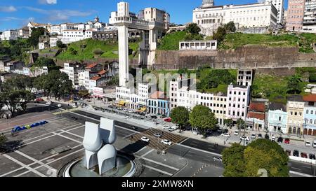 Lacerda Elevator a Salvador Salvador salvador, bahia, brasile - 20 luglio 2024: Veduta dell'ascensore Lacerda, un monumento nella città di Salvador. SALVADOR BAHIA BRASILE Copyright: XJoaxSouzax 180724JOA047 Foto Stock