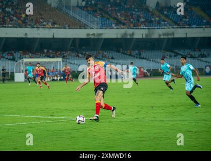 Kolkata, India. 30 luglio 2024. La squadra di calcio dell'Emami East Bengal vanta una comoda vittoria sulla squadra di calcio dell'Indian Air Force nella 133a IndianOil Durand Cup (incontro del gruppo A) con un margine di 3-1 allo stadio VYBK. David Lalhlansanga, Dimitrios Diamantakos e Saul Crespo hanno segnato per l'EastBengal, mentre Somananda Singh ha segnato per l'Airforce. (Foto di Amlan Biswas/Pacific Press) credito: Pacific Press Media Production Corp./Alamy Live News Foto Stock