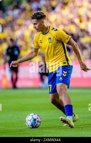 Brondby, Danimarca. 29 luglio 2024. Clement Bischoff (37) di Broendby SE visto durante il 3F Superliga match tra Broendby IF e Vejle BK al Brondby Stadion. Credito: Gonzales Photo/Alamy Live News Foto Stock