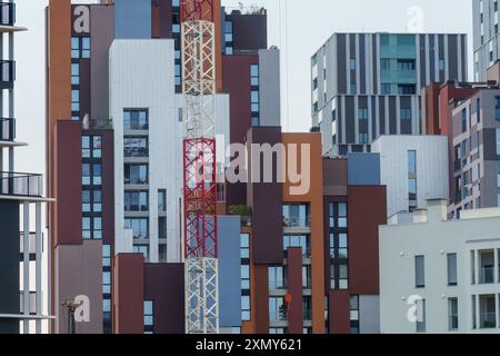 Cascina Merlata, moderno quartiere residenziale e commerciale di Milano, Lombardia, Italia Foto Stock