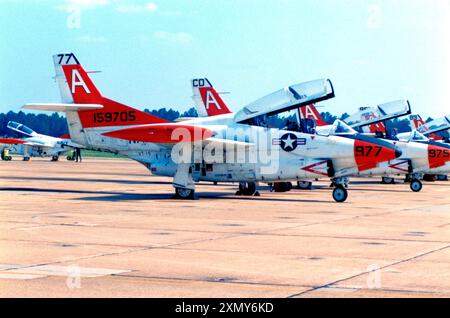 North American Rockwell T-2C Buckeye 159705 Foto Stock