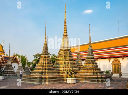 Stupa al complesso Wat Pho, Bangkok, Thailandia Foto Stock