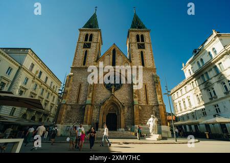 15 marzo 2024, Sarajevo, Bosnia ed Erzegovina: Cattedrale del cuore sacro - famoso punto di riferimento religioso. Foto di alta qualità Foto Stock