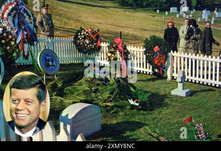 La tomba del defunto presidente John F. Kennedy, Arlington Foto Stock