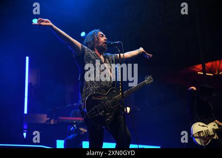 30 luglio 2024, Vallo della Lucania, Italia: Il gruppo rock e pop italiano le vibrazioni si esibisce dal vivo a Vallo della Lucania, Salerno, Italia per il loro ''Summer Tour 2024' (Credit Image: © Mariano Montella/Pacific Press via ZUMA Press Wire) SOLO PER USO EDITORIALE! Non per USO commerciale! Foto Stock