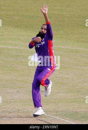 Adil Rashid dei Northern Superchargers durante la partita dei cento uomini a Headingly, Leeds. Data foto: Martedì 30 luglio 2024. Foto Stock