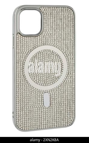 Custodia in silicone con pietre sgranate per telefono su sfondo bianco con isolamento Foto Stock