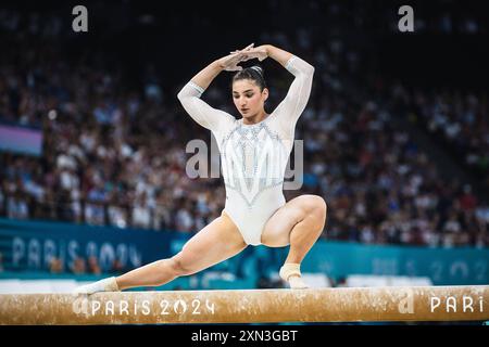 PARIGI, IF - 30.07.2024: GINNASTICA ARTISTICA FEMMINILE OLIMPIADI - ginnastica Artistica - Olimpiadi di Parigi 2024 - finale a squadre femminile tenutasi all'Arena Bercy, a Parigi, Francia, questo martedì (30). Nella foto, Manila Esposito (ITA) (foto: Luca Castro/Fotoarena) Foto Stock