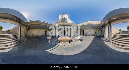 Visualizzazione panoramica a 360 gradi di Azad (Shahyad) Tower