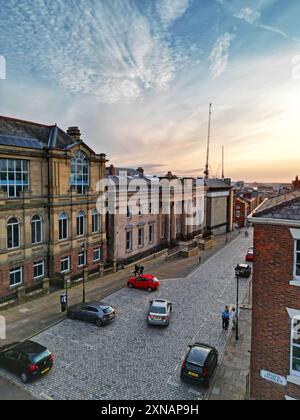 Vista aerea del Liverpool Institute for Performing Arts (LIPA), un istituto di istruzione superiore per le arti dello spettacolo di Liverpool, Foto Stock