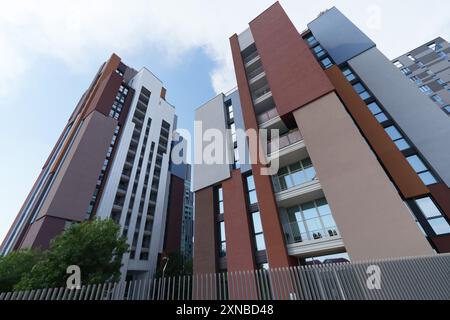 Cascina Merlata, moderno quartiere residenziale e commerciale di Milano, Lombardia, Italia Foto Stock