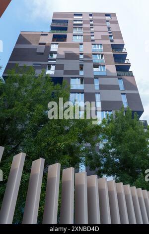 Cascina Merlata, moderno quartiere residenziale e commerciale di Milano, Lombardia, Italia Foto Stock