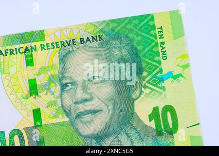 Nelson Rolihlahla Mandela Ritratto dal Sudafrica è una delle 10 banconote da rand emesse dalla National Bank of South Africa. vista frontale Foto Stock