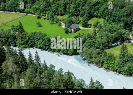 Paesaggio panoramico delle Alpi tirolesi a Pfunds, Austria Foto Stock