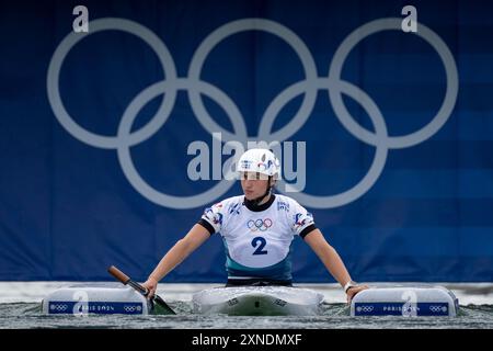 Vaires Sur Marne, Francia. 31 luglio 2024. Gabriela Satkova della Repubblica Ceca gareggia nella semifinale di canoa femminile ai Giochi olimpici di Parigi, in Francia, il 31 luglio 2024. Crediti: Ondrej Deml/CTK Photo/Alamy Live News Foto Stock