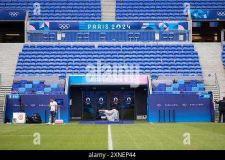 Lione, Francia. 31 luglio 2024. Lione, Francia, 31 luglio 2024: Vista generale all'interno dello stadio prima dei Giochi Olimpici Parigi 2024 Women gruppo A partita di calcio tra nuova Zelanda e Francia allo Stade de Lyon di Lione, Francia. (Ane Frosaker/SPP) credito: SPP Sport Press Photo. /Alamy Live News Foto Stock