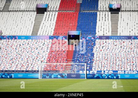 Lione, Francia. 31 luglio 2024. Lione, Francia, 31 luglio 2024: Vista generale all'interno dello stadio prima dei Giochi Olimpici Parigi 2024 Women gruppo A partita di calcio tra nuova Zelanda e Francia allo Stade de Lyon di Lione, Francia. (Ane Frosaker/SPP) credito: SPP Sport Press Photo. /Alamy Live News Foto Stock