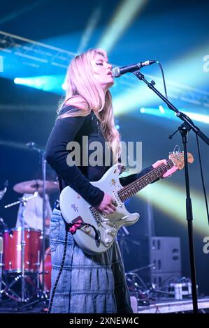 Lime Garden Performing al Tramlines Festival 2024 , Sheffield, Regno Unito Foto Stock