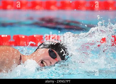 Parigi, Francia. 31 luglio 2024. Katie Ledecky degli Stati Uniti gareggia nelle finali di Freestyle femminile 1500 m alle Olimpiadi di Parigi 2024 all'Arena le Defense di Parigi, Francia, martedì 31 luglio 2024. Ledecky ha vinto la medaglia d'oro con un tempo record olimpico di 15:30.02. Foto di Richard Ellis/UPI credito: UPI/Alamy Live News Foto Stock