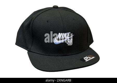 Cappellino da baseball nero Nike SB isolato su sfondo bianco Foto Stock