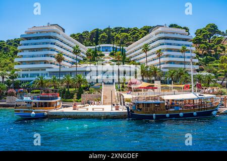 ISOLA DI LOPUD, CROAZIA - 28 GIUGNO 2024: Lopud è una delle tre isole Elafiti nel Mare Adriatico al largo della costa della Dalmazia. Foto Stock