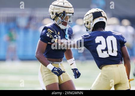 South Bend, Indiana, Stati Uniti. 31 luglio 2024. I defensive back di Notre Dame durante il Notre Dame Football Fall Camp all'Irish Athletic Center di South Bend, Indiana. John Mersits/CSM/Alamy Live News Foto Stock