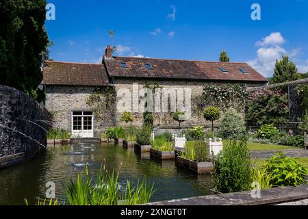 ST FAGANS, GALLES - GIUGNO 25 2024: Castello di St Fagans del XVI secolo vicino a Cardiff, Galles Foto Stock