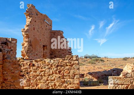 Le rovine dell'Exchange Hotel nella città fantasma di Farina Foto Stock