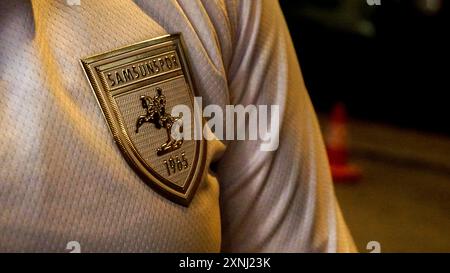 29 ottobre 2023 Eskisehir Turchia. Badge Samsunspor fc vista ravvicinata sull'uniforme Foto Stock