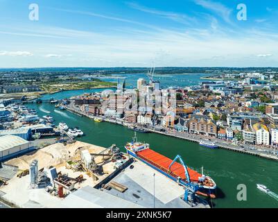 Porto e Marina sopra Poole Quay da un drone, Poole, Dorset, Inghilterra Foto Stock