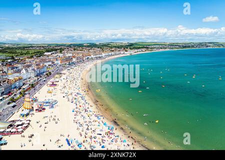 Weymouth Beachat estate da un drone, Esplanade, Weymouth, Dorset, Inghilterra Foto Stock