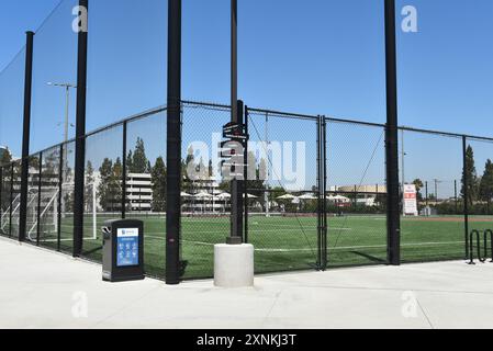 LONG BEACH, CALIFORNIA - 28 LUGLIO 2024: Campo di calcio al Long Beach City College, LBCC. Foto Stock