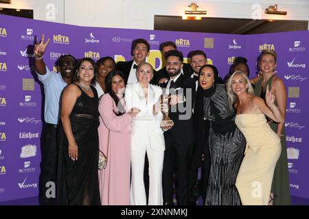 L'apprendista si è messo in posa nell'area dei vincitori ai National Reality TV Awards alla Porchester Hall di Londra. Foto Stock